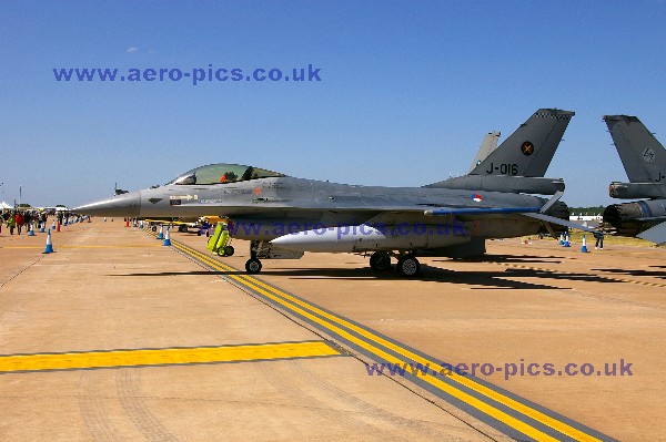 F-16AM J-016 Fairford 14072006 D008-23