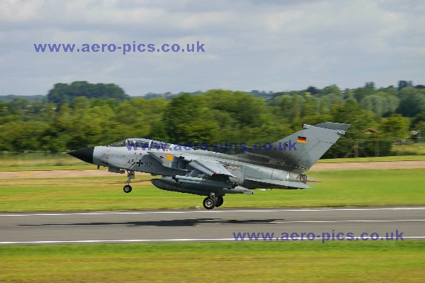Tornado 45+57 Fairford 16072007 D028-04