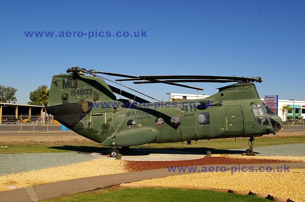 CH-46E 154803 Miramar MCAS 14112008 D066-08